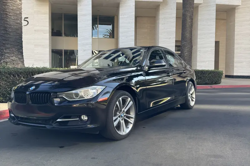 BMW 328i